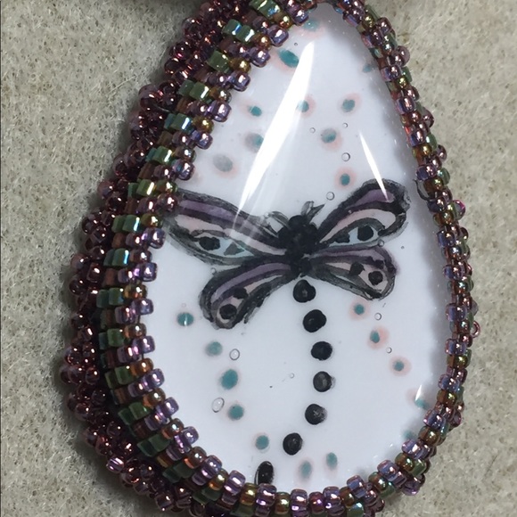 Dragonfly Cabachon Necklace - Picture 2 of 7